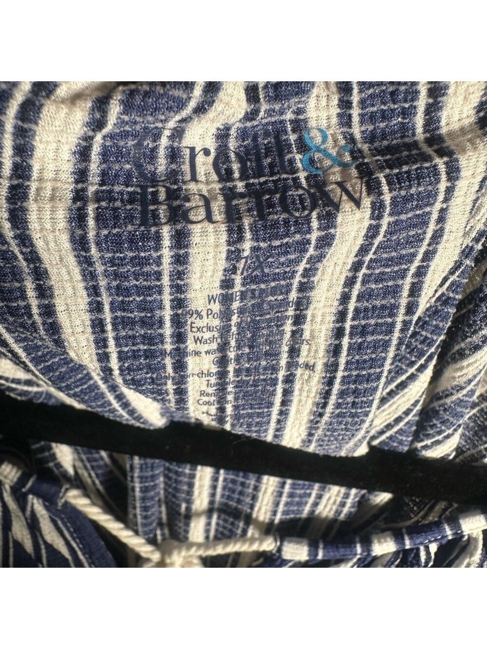 Croft & Barrow Navy White Striped Top 1X - Picture 6 of 6